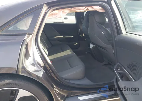 2024 Lucid Air Pure z USA, uszkodzony, nr VIN 50EA1PGA0RA002634